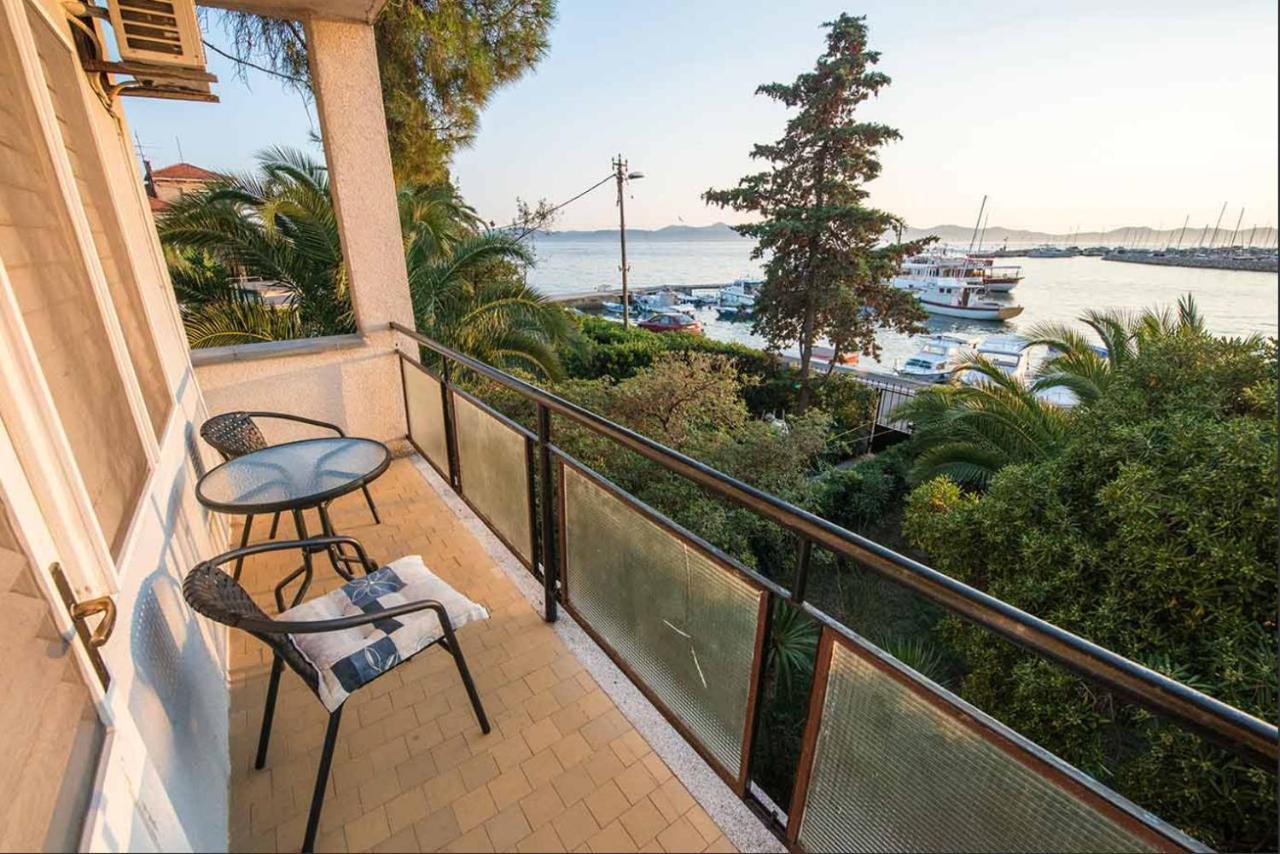 Amazing Seaview Apartment With A Balcony Near The Beach - Kneza Trpimira I Zadar Exterior photo