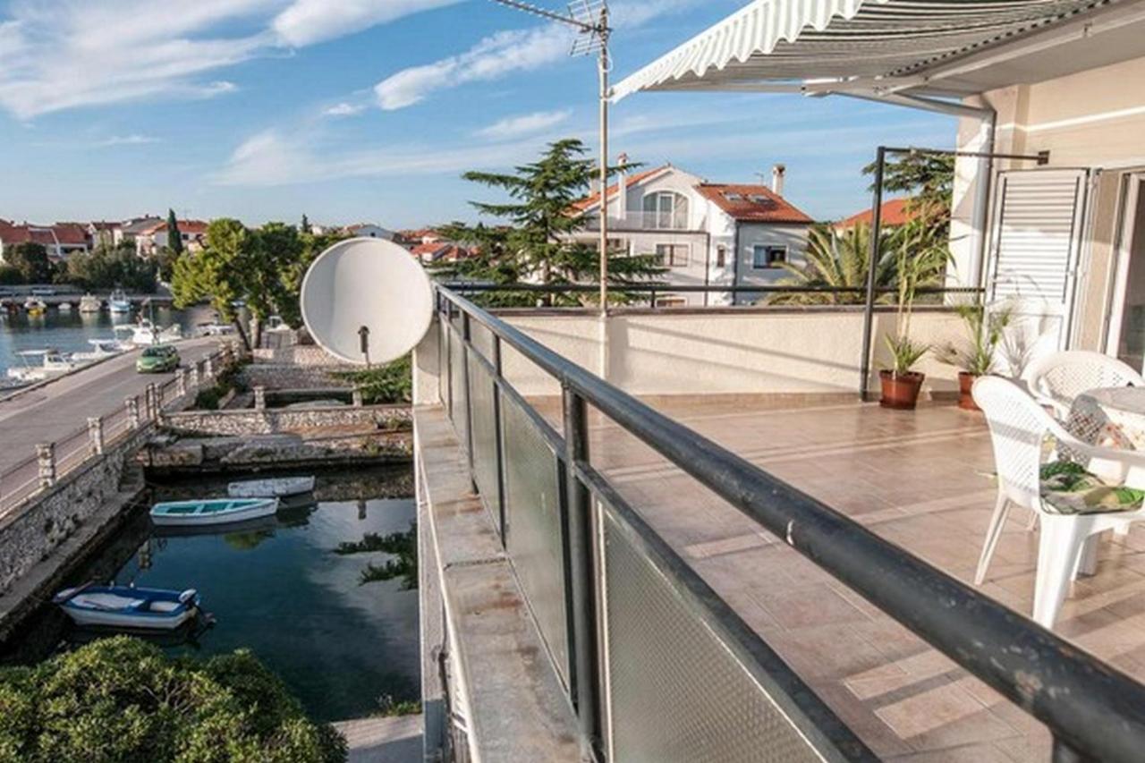 Amazing Seaview Apartment With A Balcony Near The Beach - Kneza Trpimira I Zadar Exterior photo