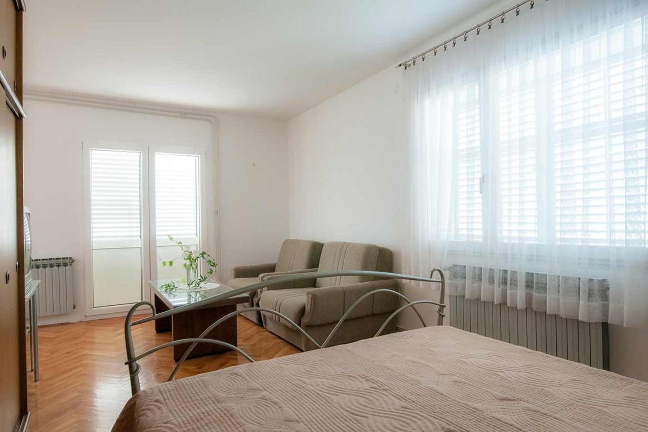 Amazing Seaview Apartment With A Balcony Near The Beach - Kneza Trpimira I Zadar Exterior photo