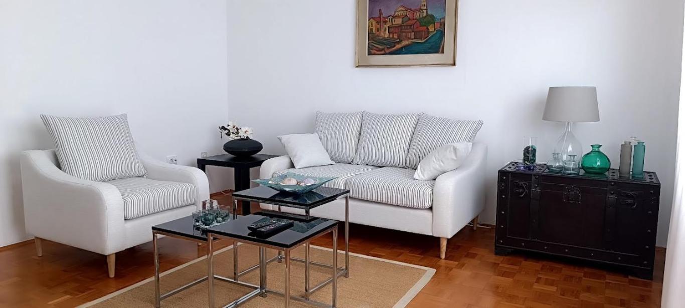 Amazing Seaview Apartment With A Balcony Near The Beach - Kneza Trpimira I Zadar Exterior photo